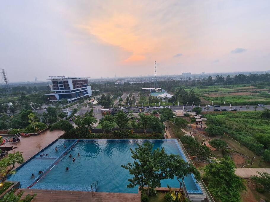 Urban Oasis Apartemen *